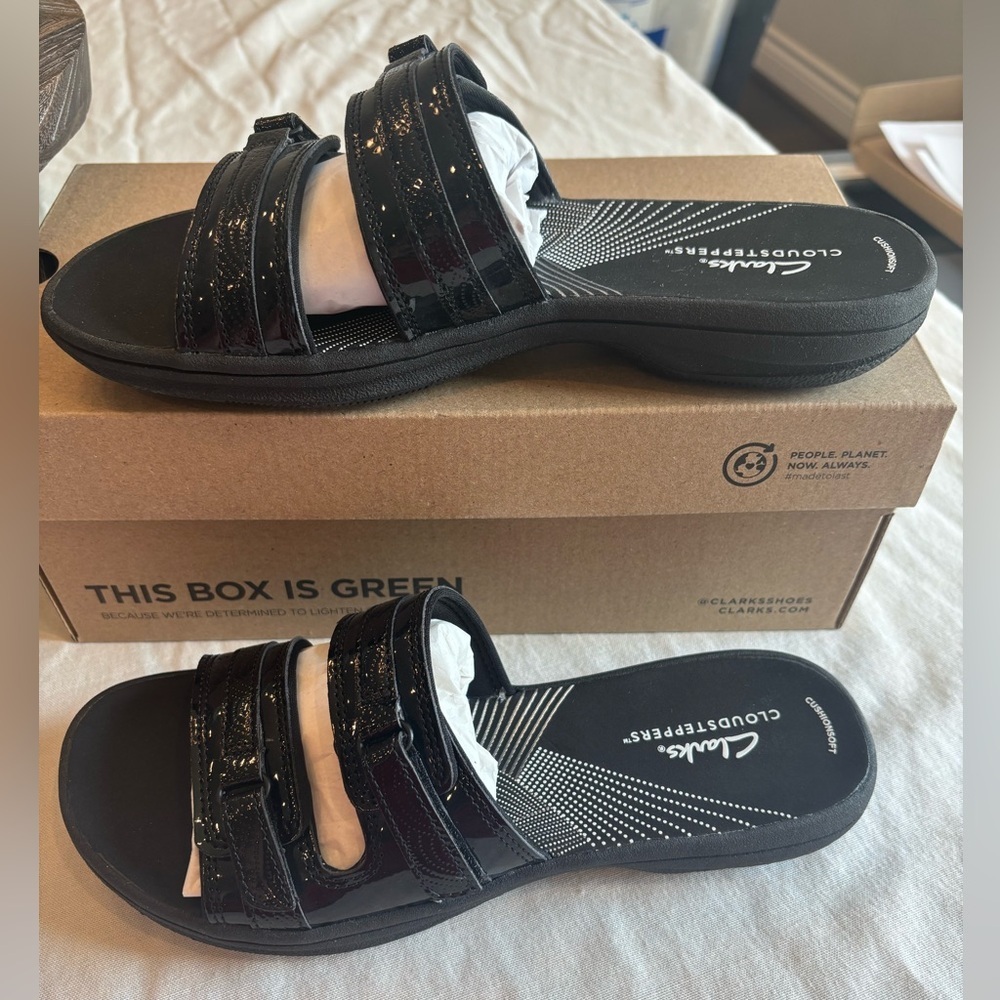 Clarks Cloudsteppers 8 Black Slide Sandals Adjustable Comfort NWT